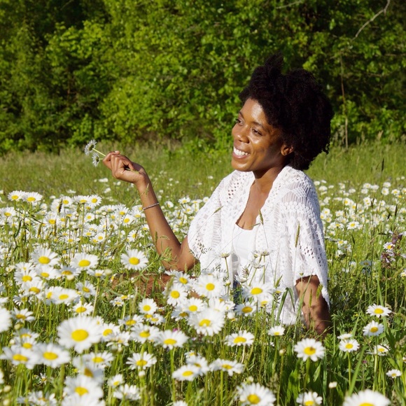 Meet your Posher, Allison - Picture 5 of 5